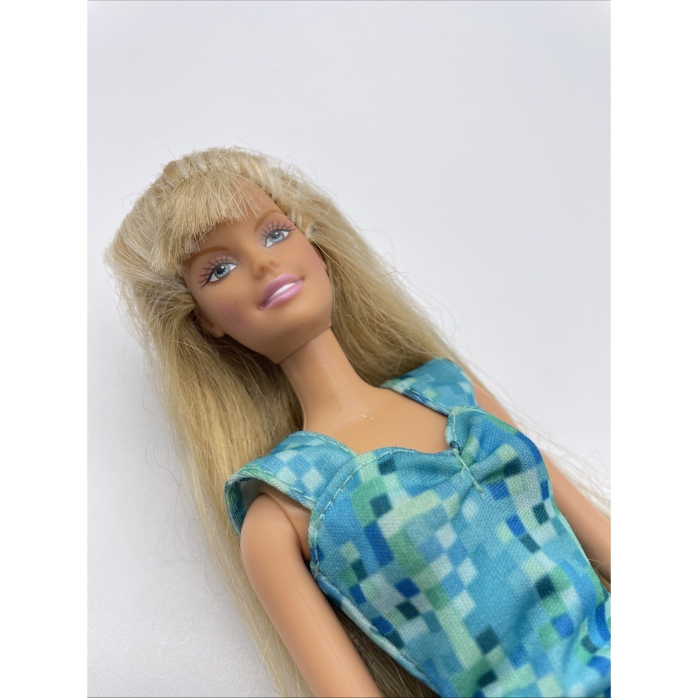 Pretty in Plaid Vintage Barbie‎ Fashion Doll 1998 90s Mattel Blond Blue Dress